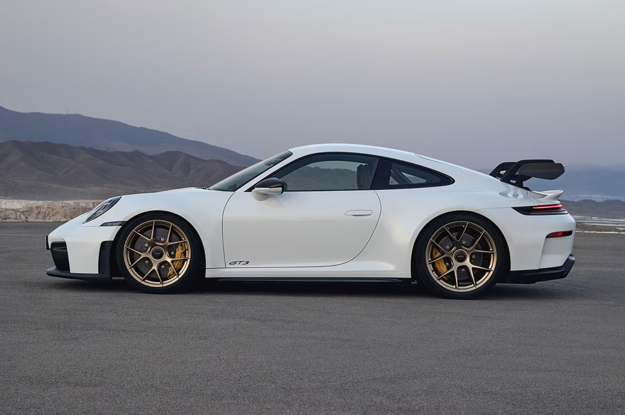 Porsche Reveals The New 911 GT3 and GT3 Touring